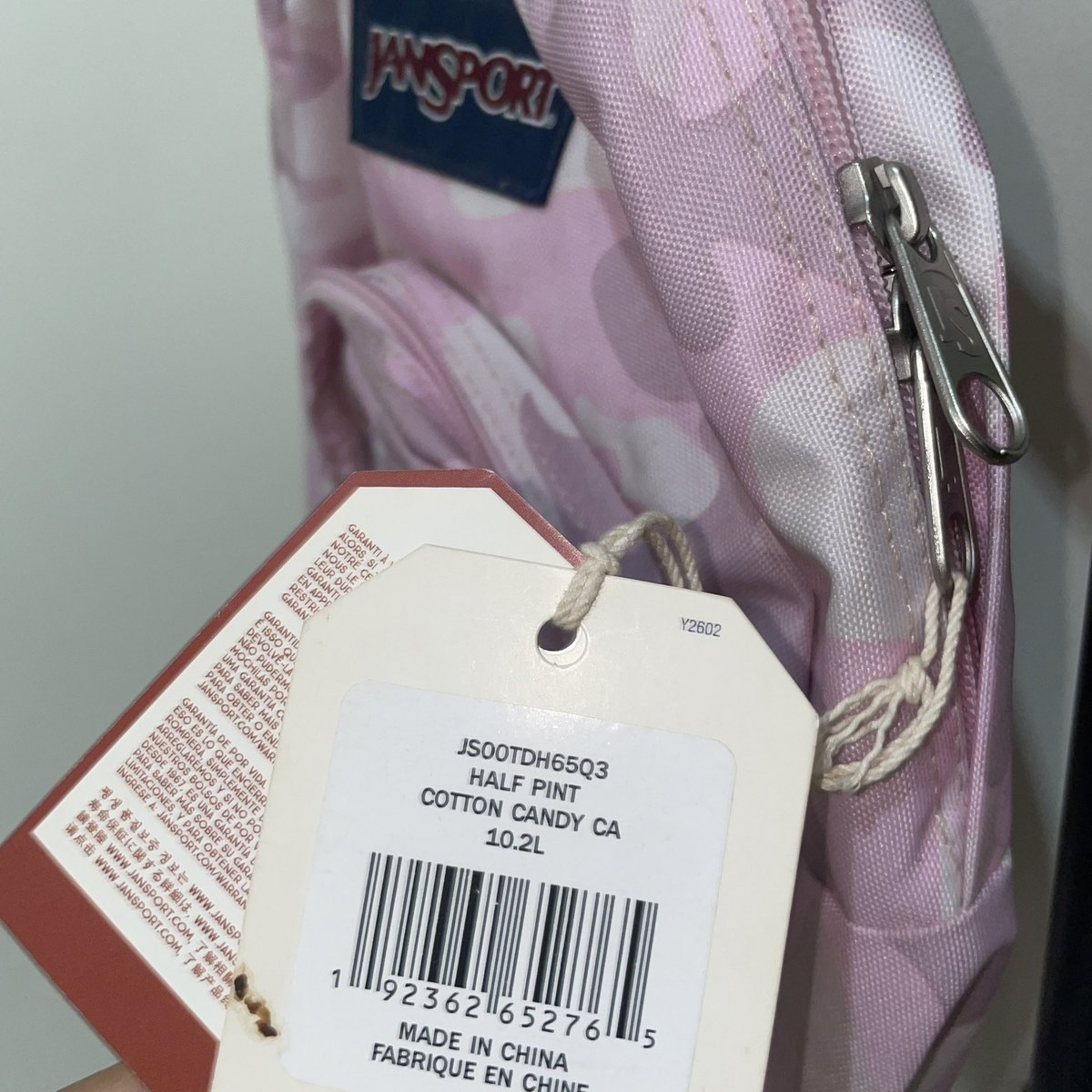 fairyrenj's tweet photo. #BU 
wts new mini backpack (10,2L)
🏷️ 112k

- sedikit kotor bag depan karna penyimpanan
(di jual karna ga kepake)
- not the og https://t.co/qChBivPvR4