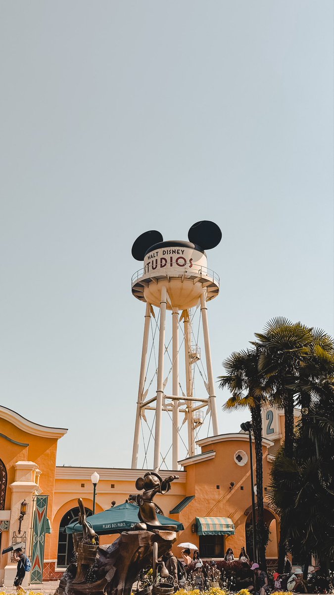 DylanCalluy's tweet image. Presets for iPhone photography are dropping next week.

Make sure to add yourself to the list to get notified. Link in profile.

It will a pack of 3 color and 3 monochrome presets.