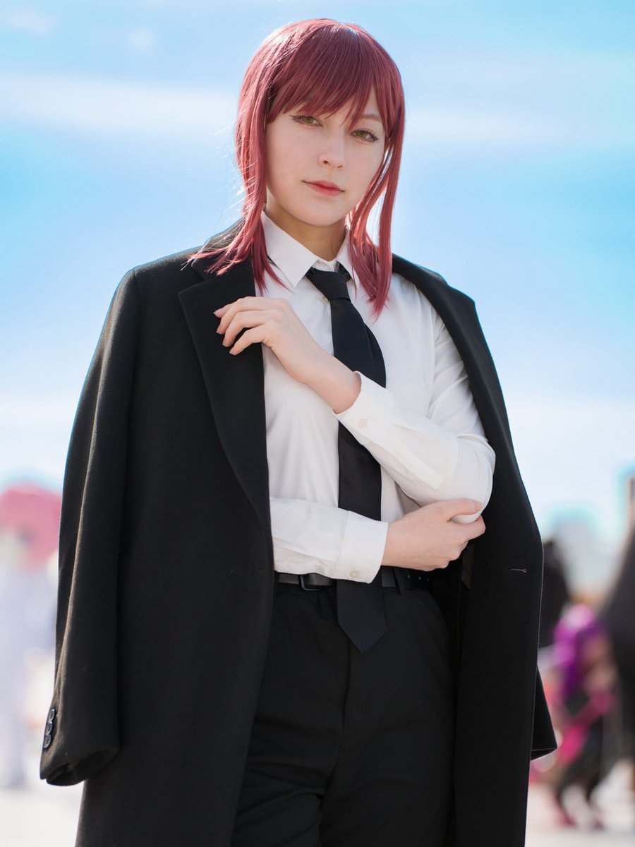 G_sarpedon1758's tweet photo. 【コミケC107】
コート姿がクールなマキマさん📸  
めちゃくちゃカッコよかったです✨
model:Qinnさん（@one19123 )

また機会があったらぜひお願いします！

#c107 #コスプレ #コスプレ撮影 #cosplay #マキマ #チェンソーマン https://t.co/0OjrmQ2KeN