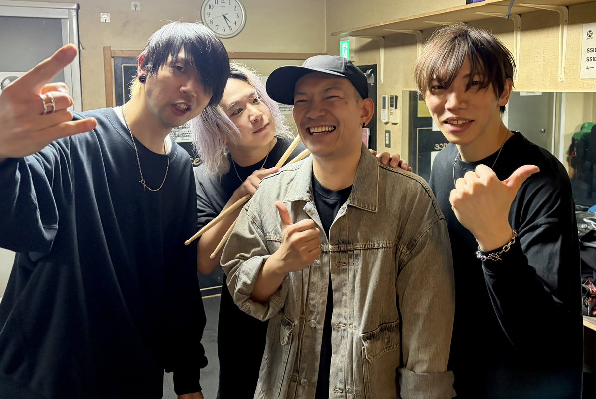 mnf_official's tweet photo. 笑顔でがんばってきまーす！！！！
by MOMENTS NEVER FADE https://t.co/Vh3FGcZ7FW