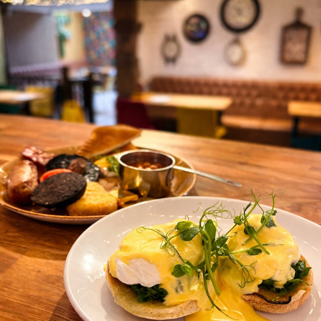 Golden Fleece Inn tweet media