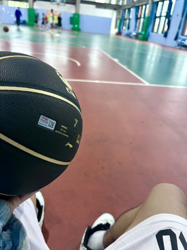 Ming Issey tweet media