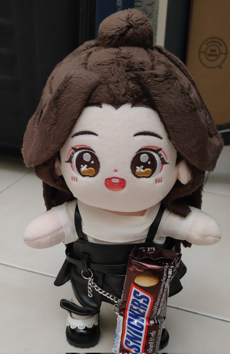 “Hehe I found mommy's hidden snack 🤭”