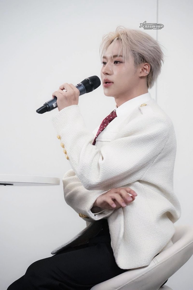 LEGO_LYKN's tweet image. LEGO WITH KATE LIVE
ลุคต้อนรับปีใหม่ กับ #KATExLEGO 🫰🏻

#KATExLego_Rapeepong
#katethailand 
#Lego_Rapeepong