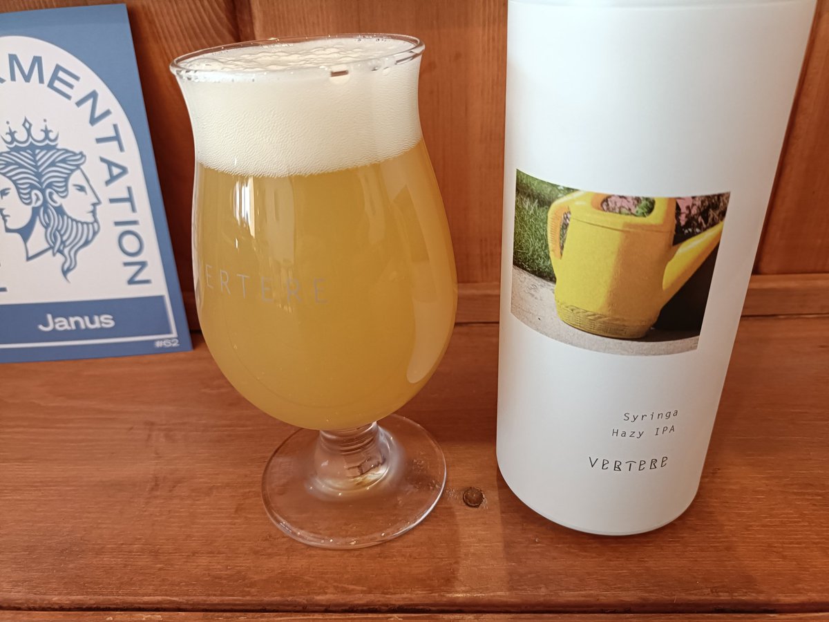 ymdhtt's tweet image. 田名部洋菓子店さんでチキンマッパスとhazyIPA バテレ シリンガ。相性良すぎて昇天。サラダのお皿にチーズがちょこんとあるの嬉しい・・・
食後のカッサータは毎食後食べたいさっぱりとしたデザート
美味しいスパイスカレーと昼からビール！最高！
#田名部洋菓子店