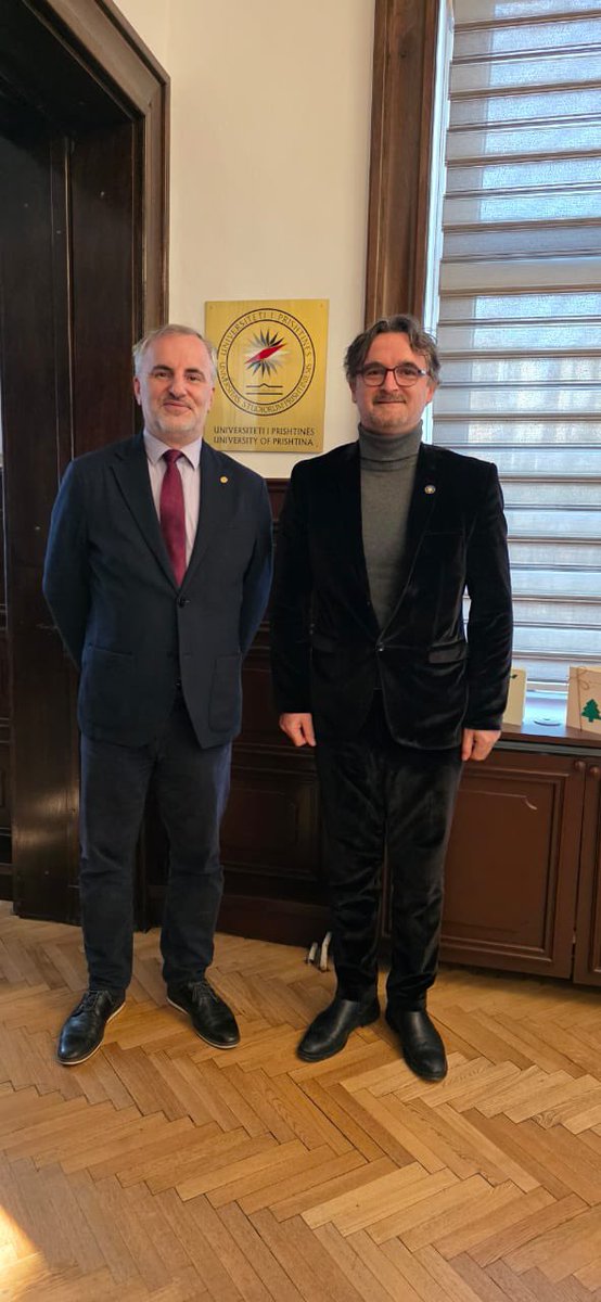 Rencontre constructive avec le Recteur de l’Université de Prishtinë, Prof <a href="/ArbenHajrullahu/">Arben Hajrullahu</a> . 

Échanges autour du rôle international de l’université et du renforcement des coopérations académiques entre le Kosovo et la France. 📚🤝 

<a href="/KosovoenFrance/">Kosovo en France</a> <a href="/MFAKOSOVO/">MFA Kosova 🇽🇰</a> 
<a href="/Rektorati/">University of Prishtina</a>