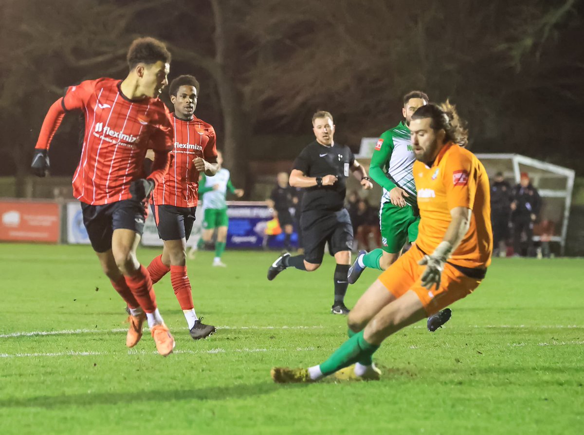 Felixstowe & Walton Utd FC tweet media