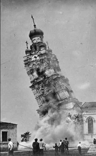 Fragbaza's tweet image. The genocide of Orthodox Christians in Atheist Soviet Russia is perhaps the single greatest Christian persecution in Human history.

What crimes did the Bolsheviks commit during the ‘Russian Revolution?

They nailed him to the floor of the church. He remained alive for a long…