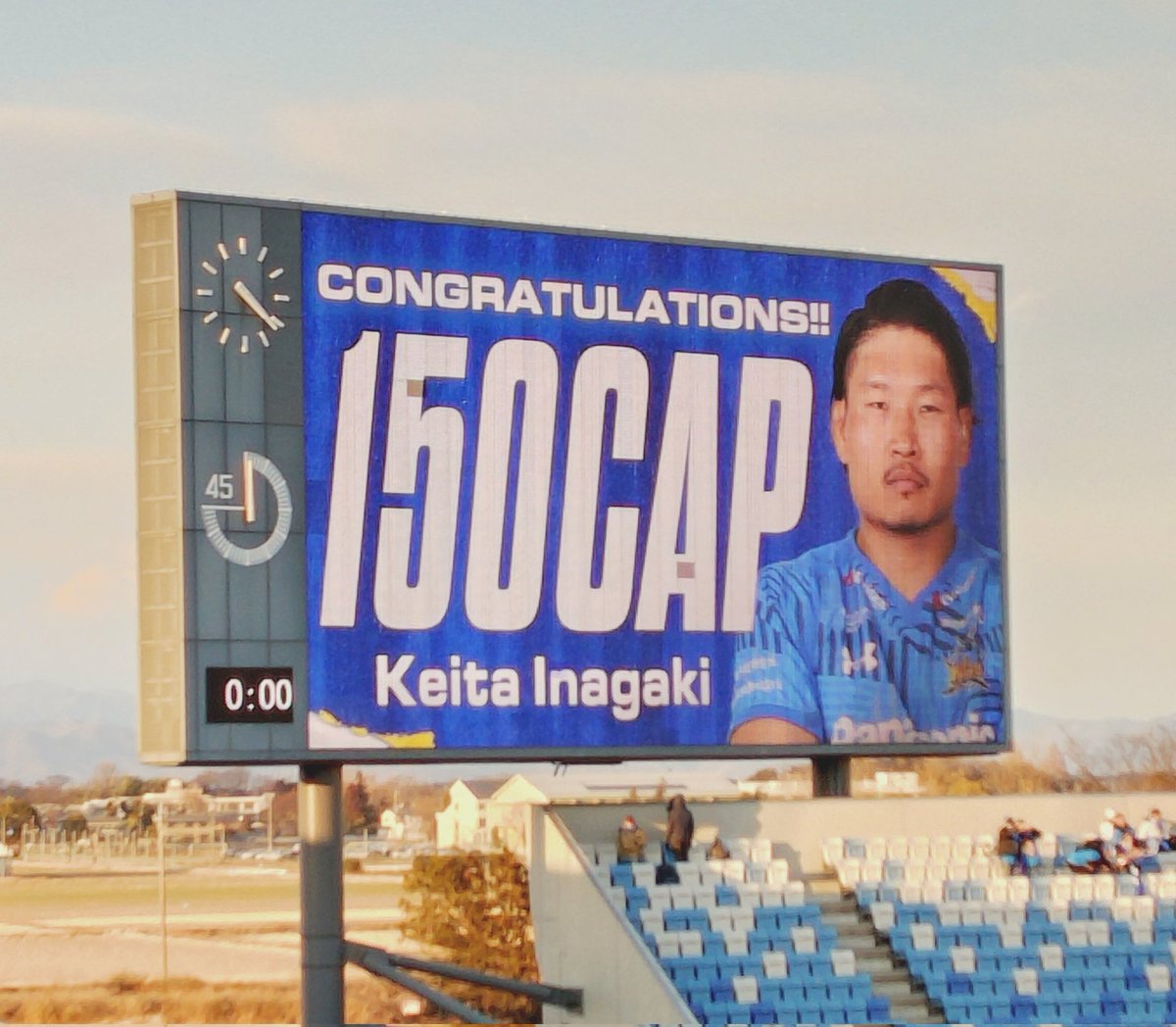 keithsan9's tweet photo. ワイルドナイツ開幕6連勝！稲垣選手150CAPおめでとうございます！引続き頑張る との宣言が印象的だった😊
＃ラグビーリーグワン
＃埼玉ワイルドナイツ
＃熊谷ラグビー場 https://t.co/xNTLnaR7eQ