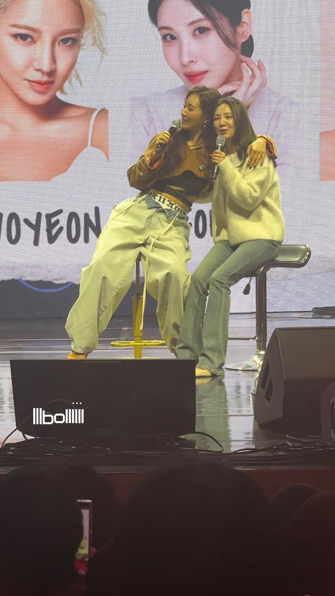 เจ้าของภาพมาเฉลยด้วยตัวเอง 
#YURIVERSEinSEOUL