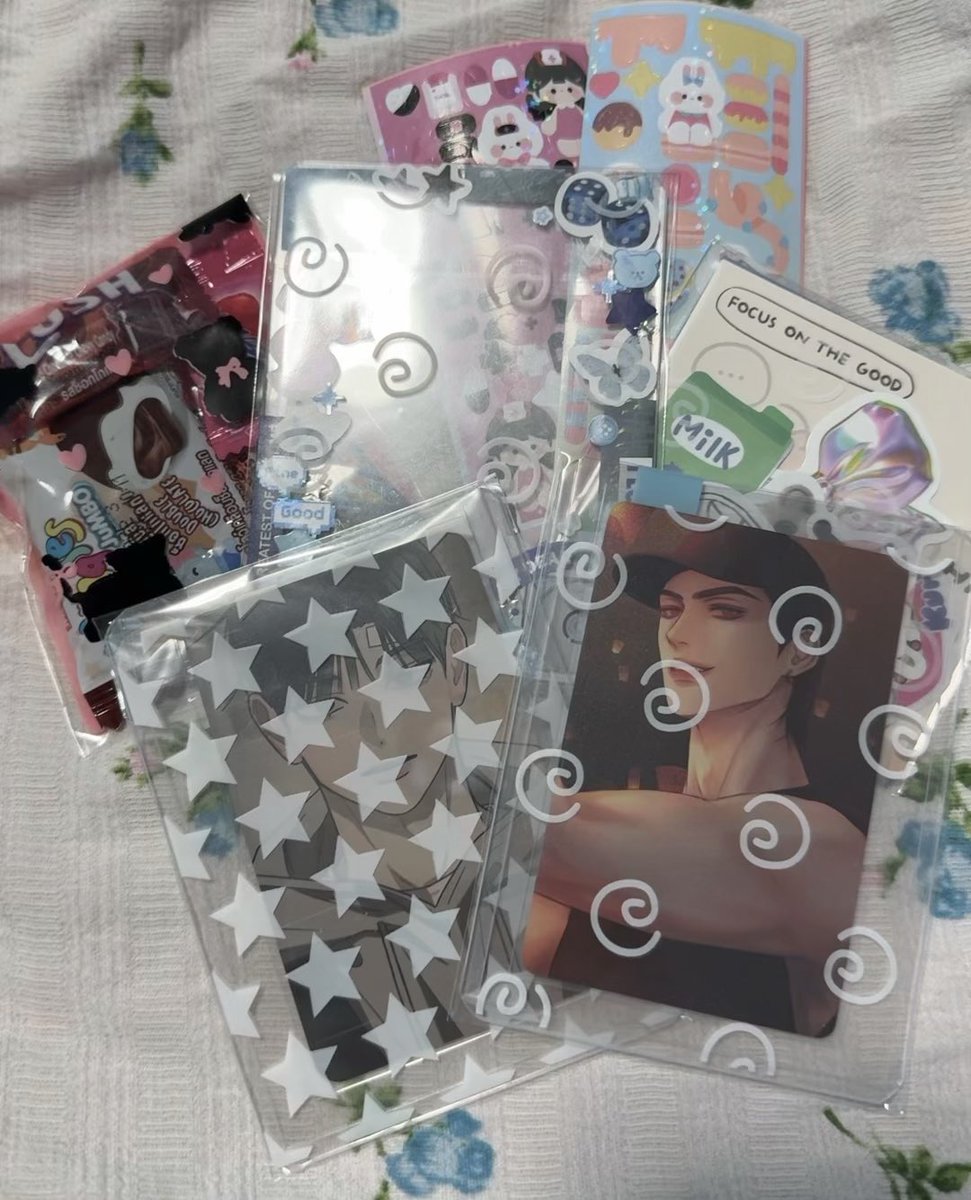 ลูกๆเค้าถึงอย่างปลอดภัยฮะของแถมก็น่ารักมากๆไว้เค้าจะไปอุดหนุนคุณบาอีกน้าา❤️💕😍 #rvbazingakk