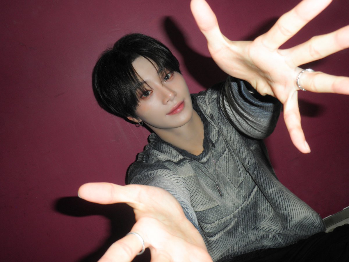 idntt (@idntt_cosmo) on Twitter photo 