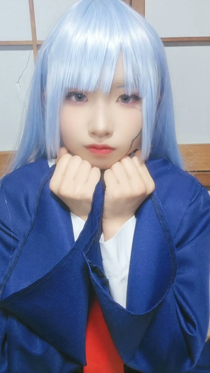 A_yaha_'s tweet photo. ﾏｯｼｭﾙ/アンナ・クラウン/cos

お兄ちゃんに拾ってもらった✨️ https://t.co/HKz0TocCR6