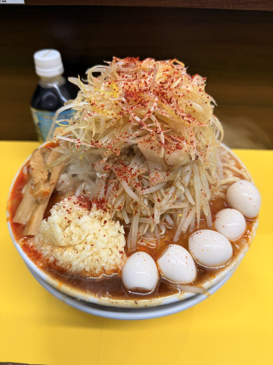 ねぎましまし 豚が1番 脂が2番』さんで会社の先輩と夜食を頂いて来ました。 辛い