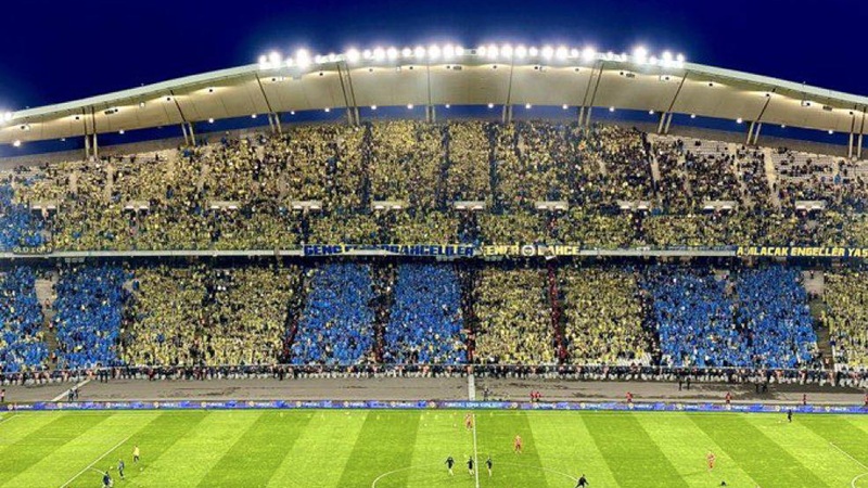 "Futbol asla sadece futbol değildir"! Bazen de pazarlama dünyası için "içgörüdür" 

#SportsMarketing 

bit.ly/49IzuUA