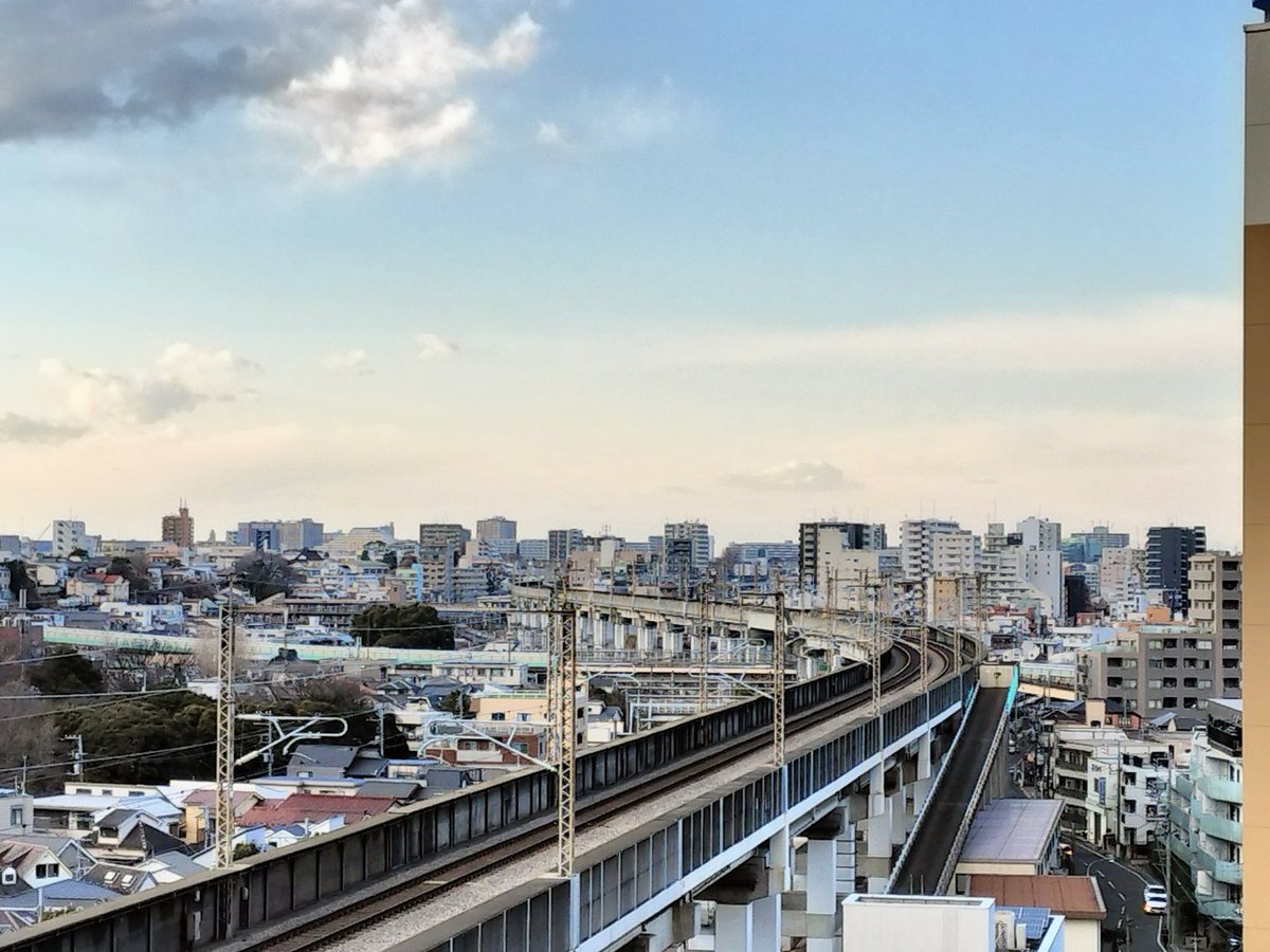 Brighnichola's tweet photo. 北区主催、"北とぴあ"での鉄道風景撮影会に参加してきました！
普段は入れないところで撮影で、楽しかったです！
鉄道風景撮影は初めてでしたが、うまく撮れた気がします！ https://t.co/PRkctrxmd9