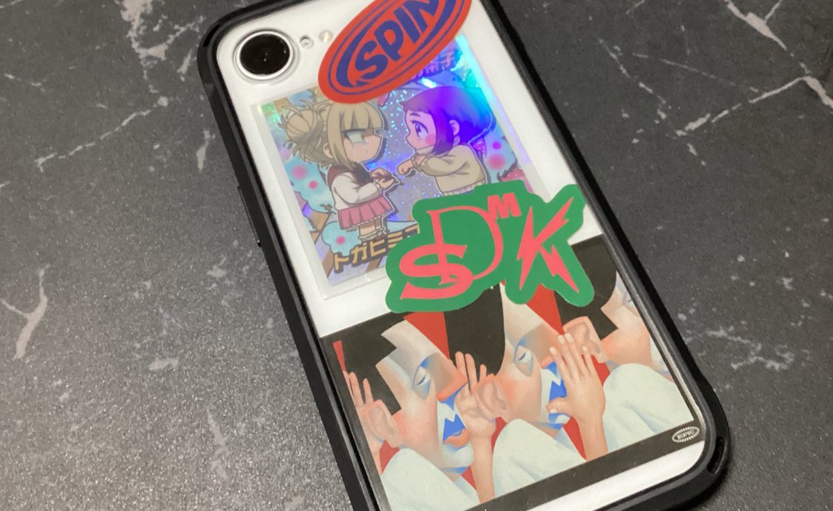 sdmsk_lv's tweet photo. 服装とか全く撮ってないけど、凝ったのはスマホの裏とバッグくらい笑
菅田くんが主題歌してくれたおかげで出会えて、大好きになったヒロアカがアニメで完結し、またどハマりしてる https://t.co/MWKl9fc9jl