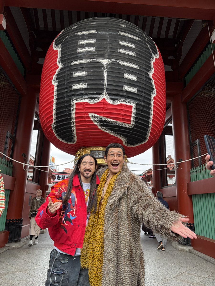 Asakusa shooting time! Suddenly — @steveaoki STEVE AOKI!! No way