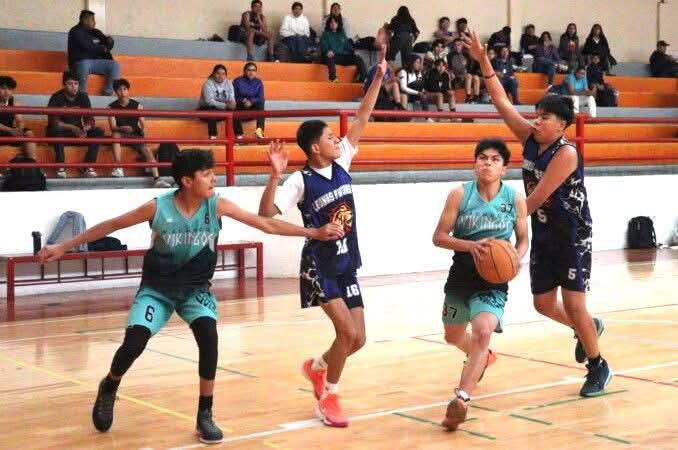 HidalgoSport's tweet photo. Atención amantes del básquetbol 🏀 El basquetbol 3x3 Hidalgo, rumbo a Olimpiada Nacional, revisa todo lo que debes saber 👇

https://t.co/NJg77MtQwH https://t.co/p77lOWQIKT