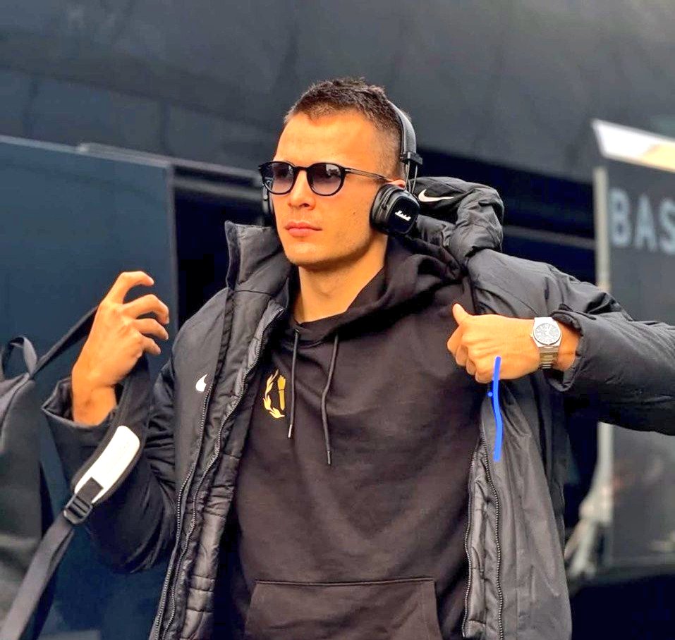 "Питао сам срце пуно рана..."
#PjesmeizNane