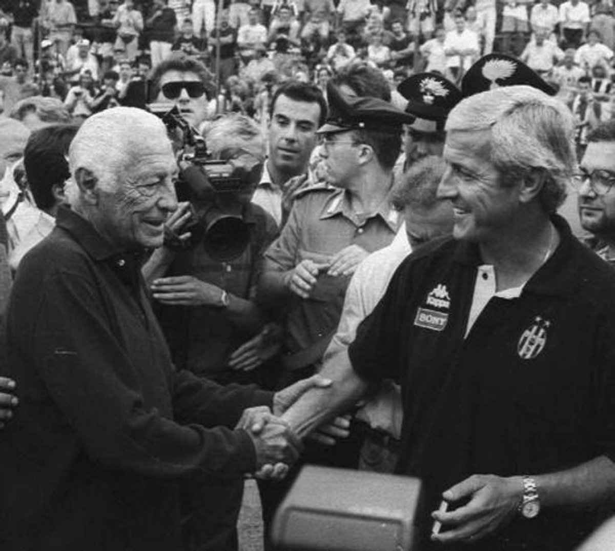 23 years have passed, but he’s never forgotten. RIP Gianni Agnelli ⚪️⚫️