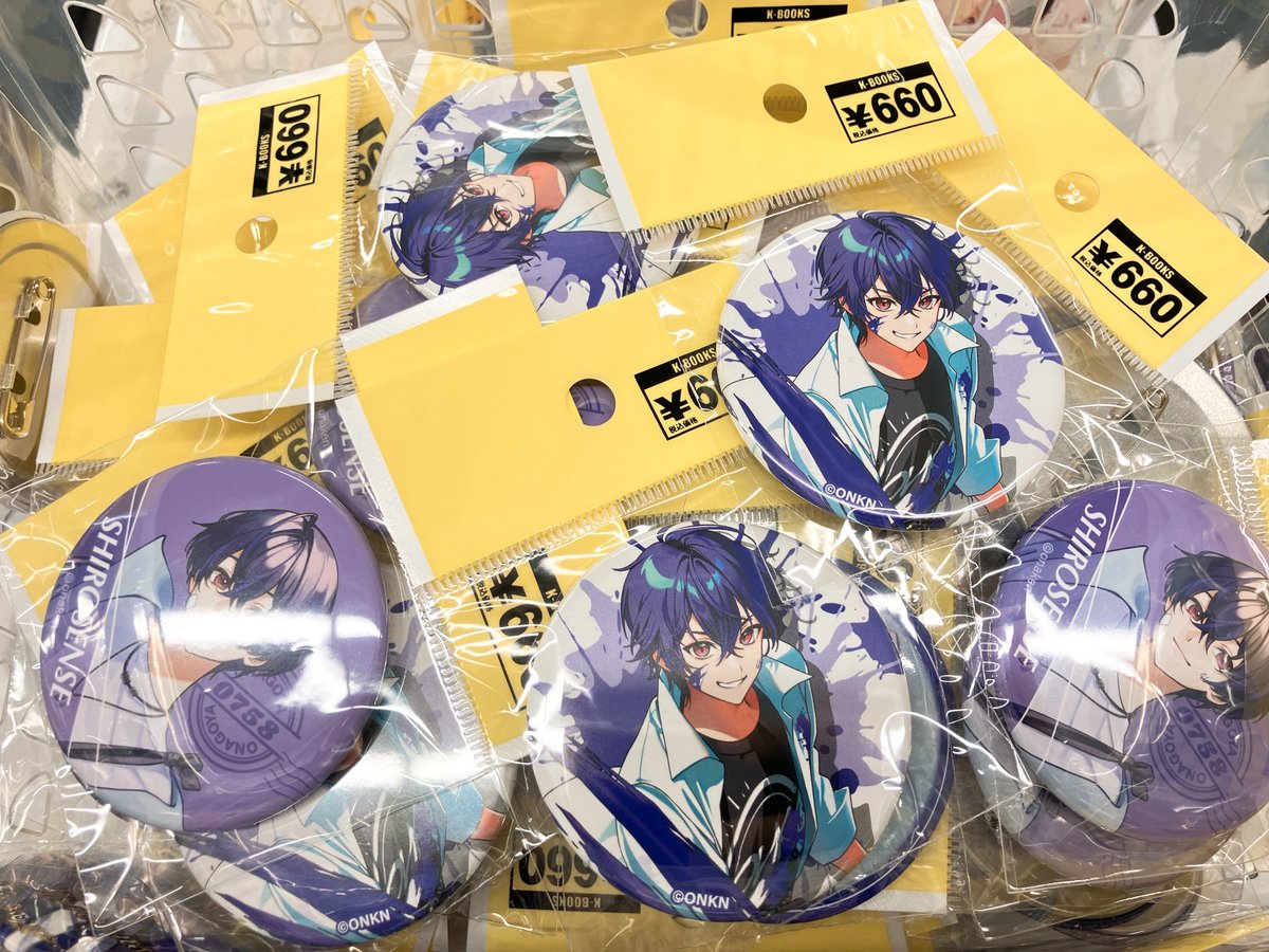 女子研究大学 最強無敵連合 缶バッジ コースター 入荷情報】 最強無敵連合 女子研究大学 缶バッジ アクリルスタンド