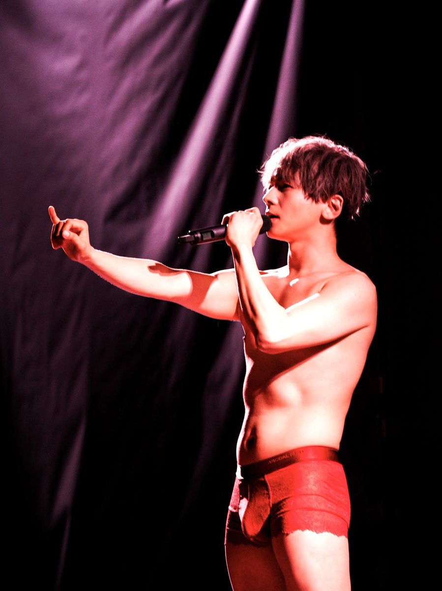 あおいまりい tweet media