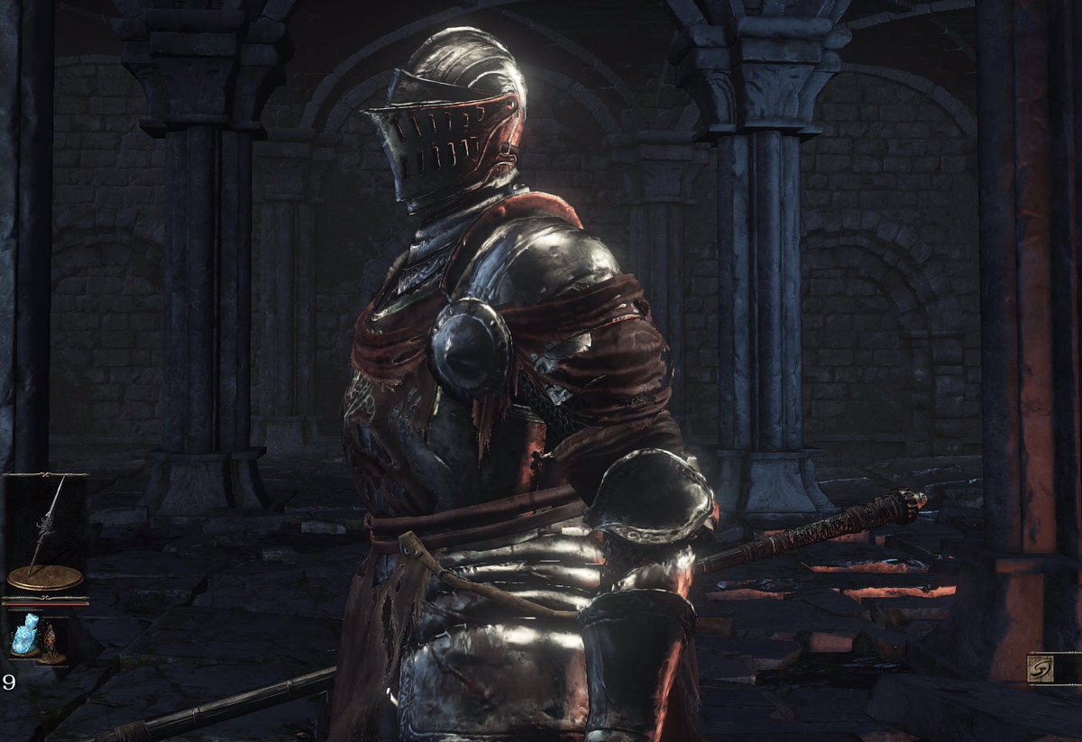 #ダークソウル3
10年目にきてロスリック騎士の鎧再評価の流れが来ている。改めて見ると渋くてかっこいいですよね。