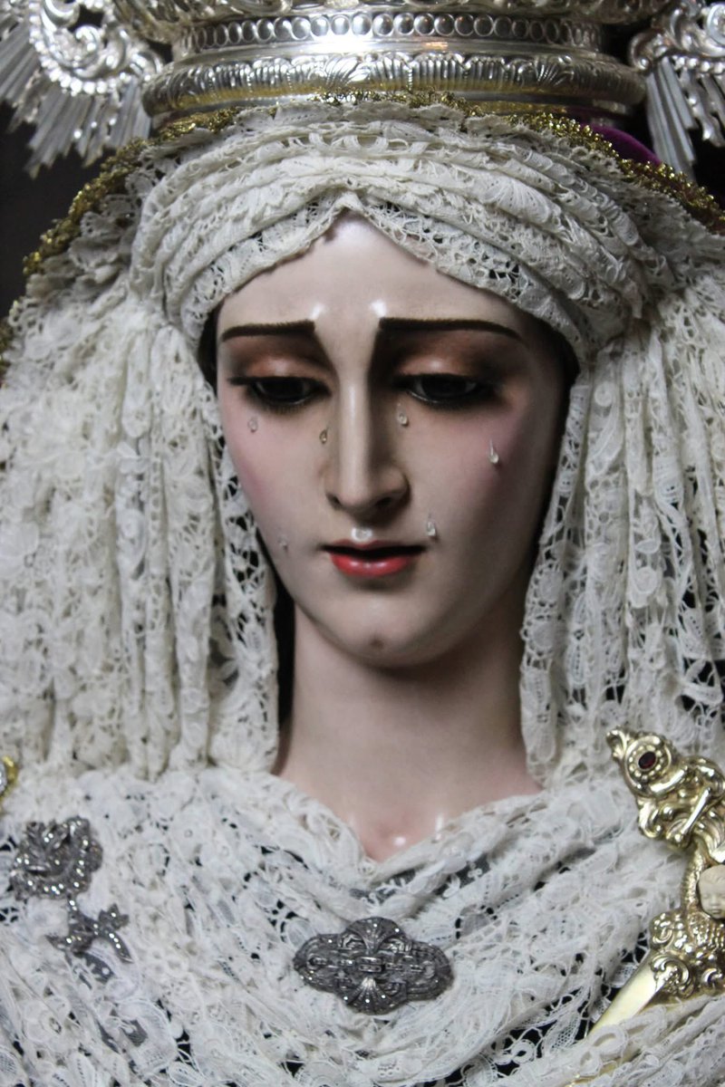 Dios te salve,
Reina y Madre de misericordia,
vida, dulzura y esperanza nuestra.
Dios te salve. 

<a href="/LaPalmaCadiz/">Hdad Palma Cádiz</a> 

#penas #penascoronada #laviña #cadiz

📷: vía <a href="/LaPalmaCadiz/">Hdad Palma Cádiz</a>