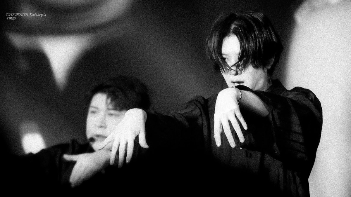 欧巴是顶级阴湿男鬼啊
supergirl都能跳出如此味道😋
#SUPERSHOW10 
#SS10_in_Kaohsiung_D1
#SUPERJUNIOR 
#슈퍼주니어 
#김희철
#Heechul
#金希澈
#ヒチョル