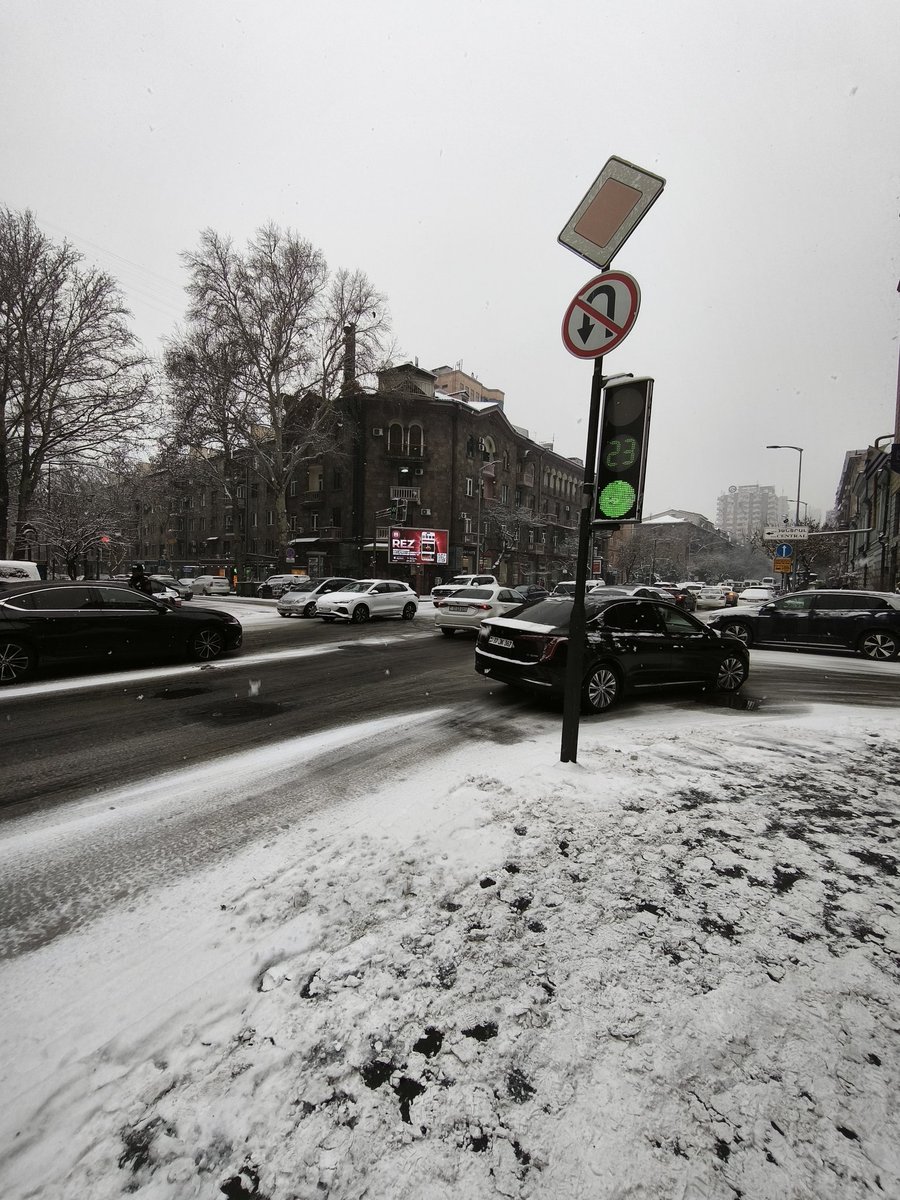 jongrall's tweet image. Gm 🥶