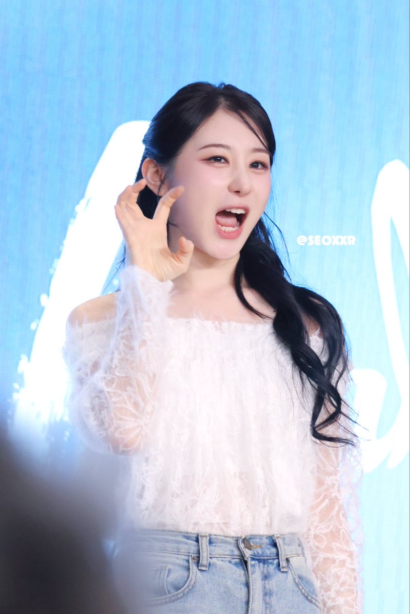 Seoxxr's tweet image. 260124 🐯🍒

#이채연 #LEECHAEYEON #李彩演