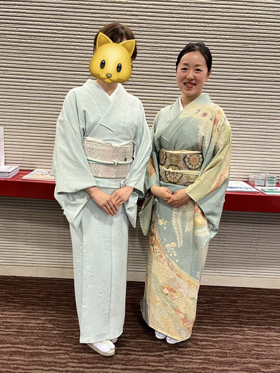 本日琵琶楽名流大会、無事終わりました^_^ご来場いただいた皆様、関係者の皆様、ありがとうございました✨写真は筑前琵琶の藤高さんと、もう一枚はお弟子さんと。もっとゆっくりお話ししたかった〜