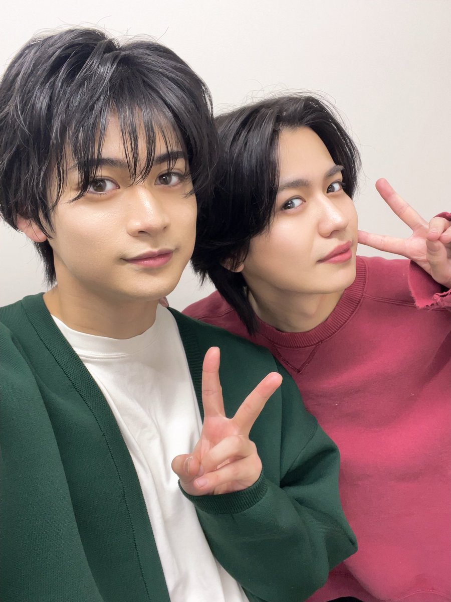 tot_vllix's tweet photo. 朗読劇「縒邊家の変則的事情」昼の部！
ご来場頂きありがとうございました🙌
まずは昼の部迎えれたこと嬉しく
思います！一也役の一成くんと兄弟
できてよかった☺️
これからもよろしくね✨
#よりべけ https://t.co/GWKKPN8COp