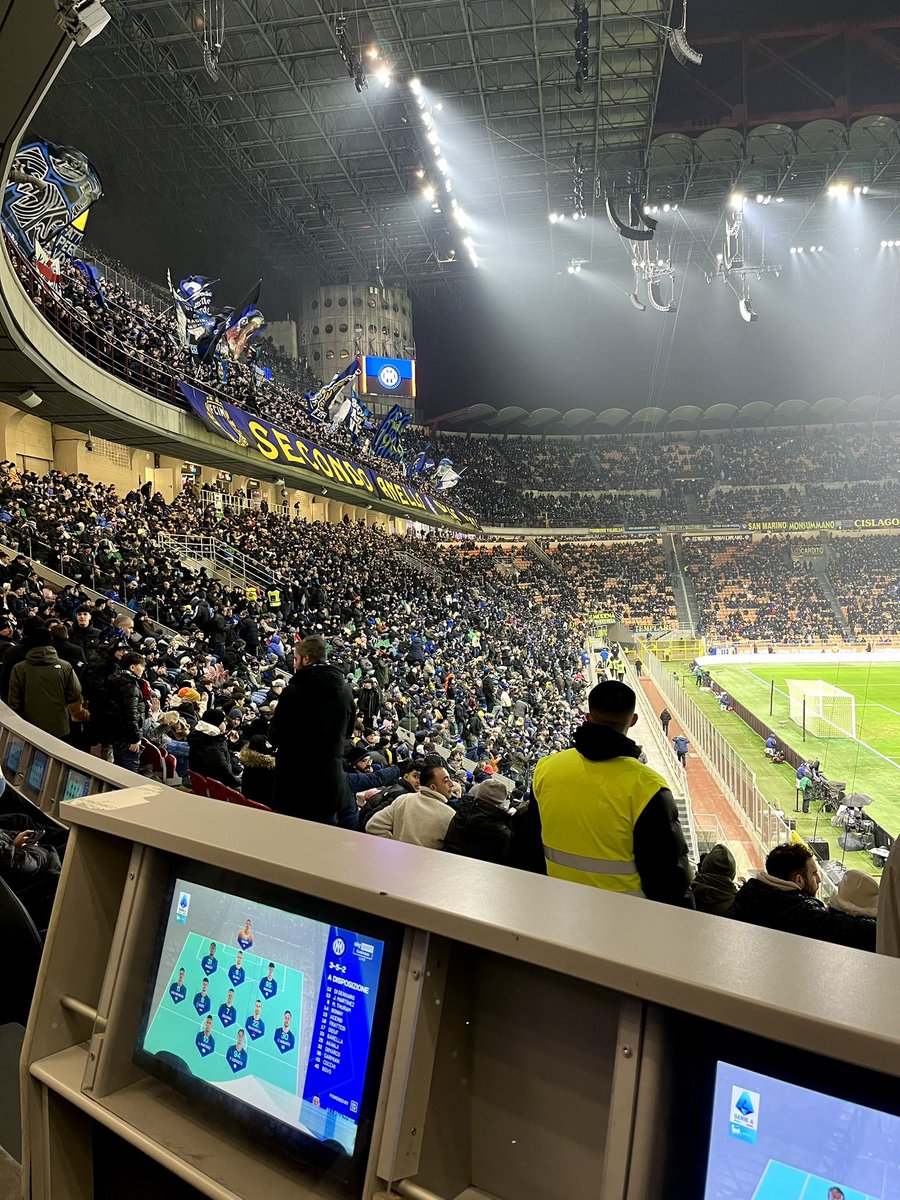 Mark Roberts tweet media