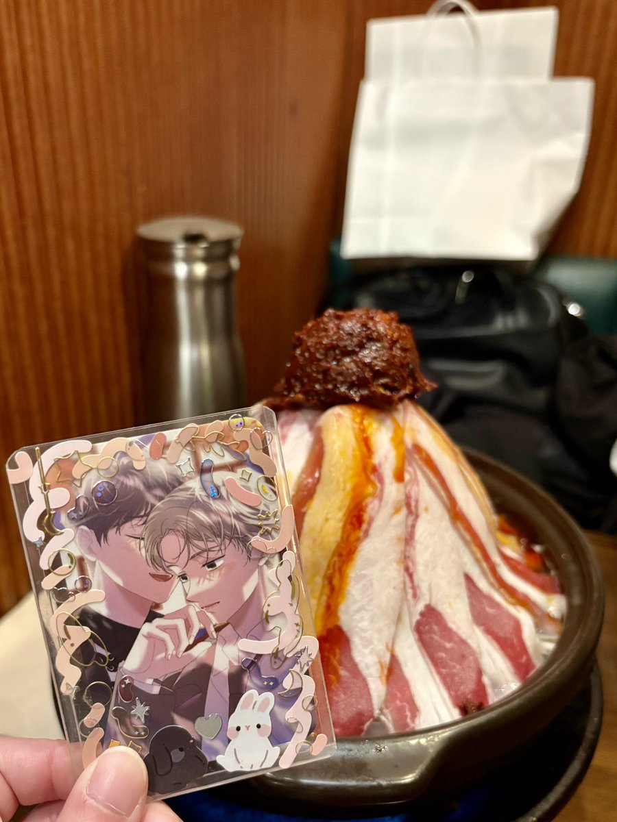 ctrl_scv's tweet photo. 간만에 고요세트 꺼냈다🥰❤️
망고태의🥭
훠궈신루🥘
나름 세트메뉴처럼 찌금ㅋㅋㅋㅋㅋㅋ https://t.co/M3PuMT9023