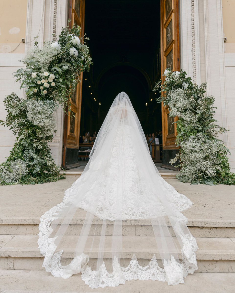 𝐊𝐀𝐓𝐇𝐄 𝐀𝐆𝐀𝐓𝐇𝐀 tweet media