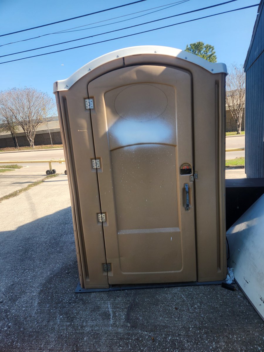 DailyDiscountWH's tweet image. Porta potty -$200.

Daily Discount Warehouse/Discount Building Material 
12411 Eastex Frwy. 
Hou. Tx. 77039
M-Sun 8am-8pm 
Next to 1st Convenience Bank