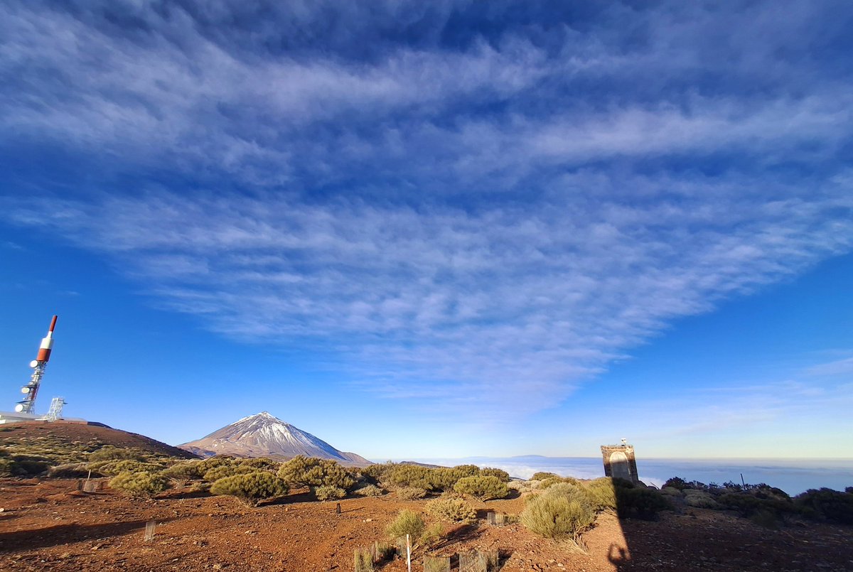 Buenos días, amanece en <a href="/AEMET_Izana/">AEMET_Izaña</a>