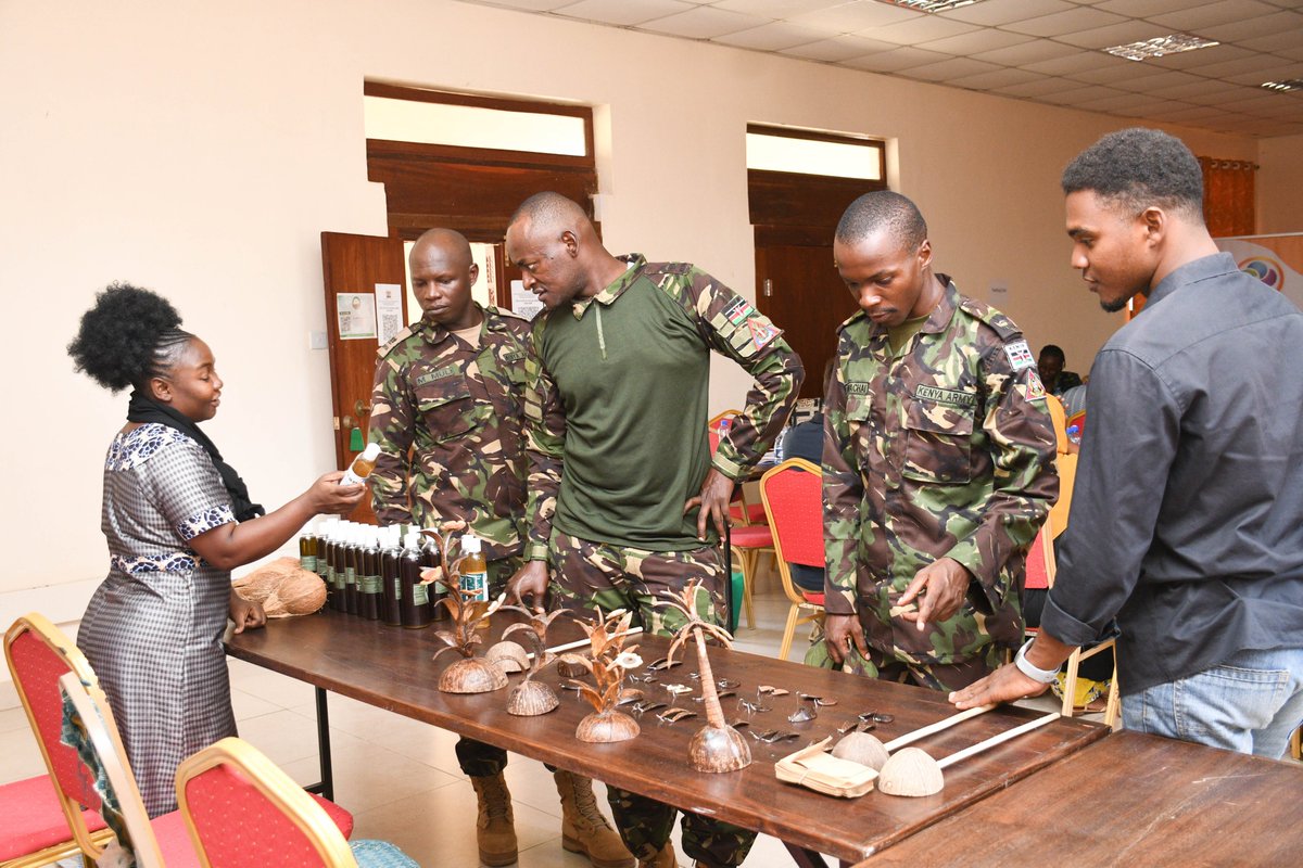 actionlife_Ke's tweet image. Over 2 days, Action Life brought together government, security actors, civil society &amp;amp; communities in Lamu to strengthen collaboration, link peacebuilding with youth economic empowerment, and unlock blue economy livelihoods for sustainable security.

#PeaceAndSecurity