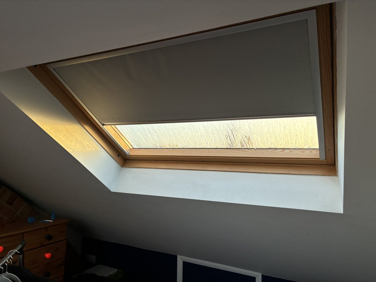 #Morning ☕️

Standard #saturPLAY

DIY 🧰 &amp; now ⚽️…

Thanks to <a href="/LoftblindsUK/">Velux Loftblinds</a> &amp; <a href="/YouTube/">YouTube</a> for taking the stress out of my jobs list

🙌💜🧠
#coffee #teacher5aday