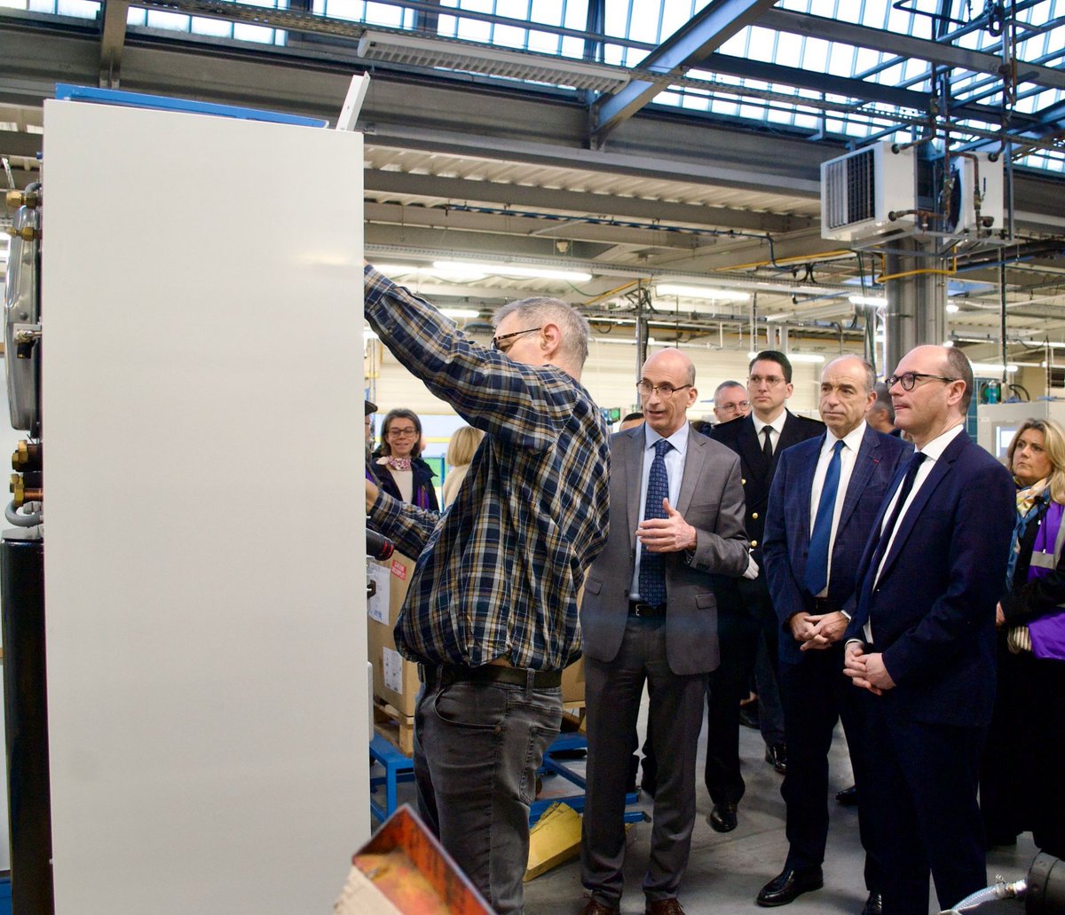 Image de Préfet de Seine-et-Marne - Ce vendredi, le ministre de l’Industrie, Sébastien Martin, accompagné de Julien Kerdoncuf, sous-préf