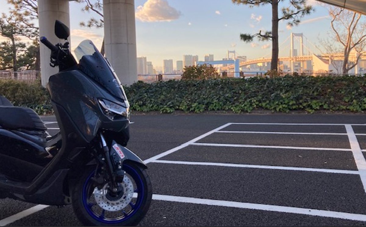 MT8662375195572's tweet photo. 1/23 お台場
nmaxが凍らない様極寒の中久々のソロ散歩🥶🏍️
お台場海浜公園行って来た~🌊
帰りはロンハーマンでカフェタイム☕
凍えた体にHotショコラミルクが沁みました😋
#nmax
#お台場
#お台場海浜公園
#自由の女神
#RHC
#RonHerman
#ロンハーマン https://t.co/aQBuRsDXn3