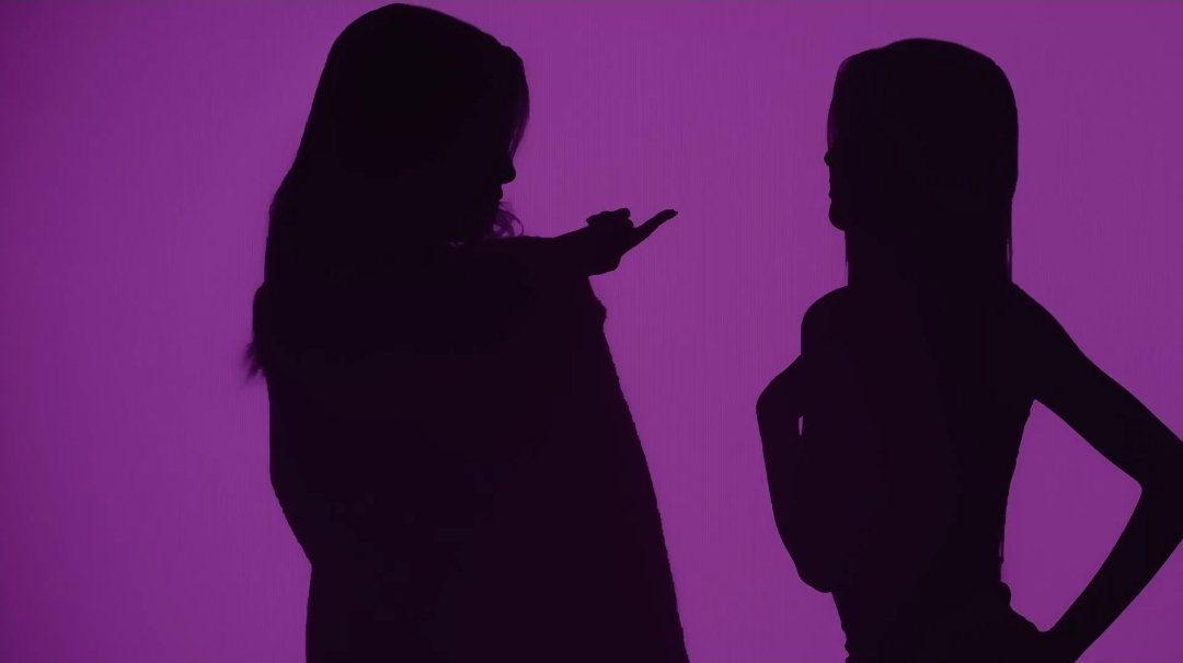 Jenn_sone's tweet photo. Yujin and Wonyoung???????
This is Annyeongz and you can't tell me otherwise 😱😱😱😱😱😱 https://t.co/44OTB8oEl3