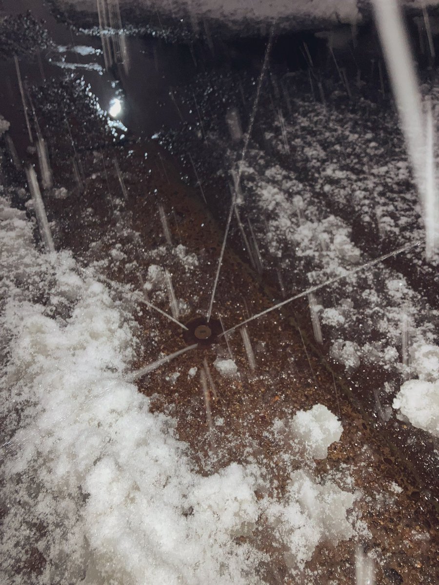 robiS_ff14's tweet photo. 下見ながら歩いてないと元気な消雪パイプに服濡らされるされた https://t.co/A8ueMTfAzT