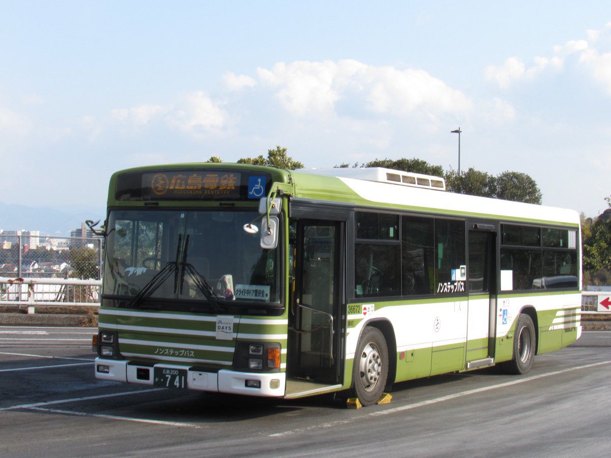 グライド中ドア愛好会 tweet media