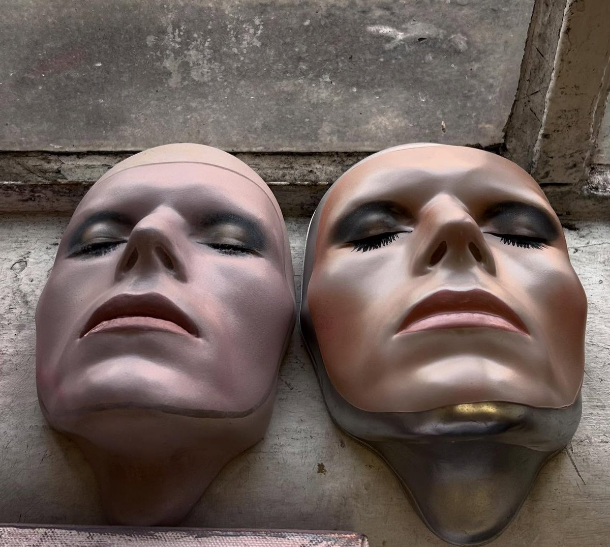 TradeMarkArt's tweet image. 'Let me sleep beside you' #davidbowie #bowie #masks