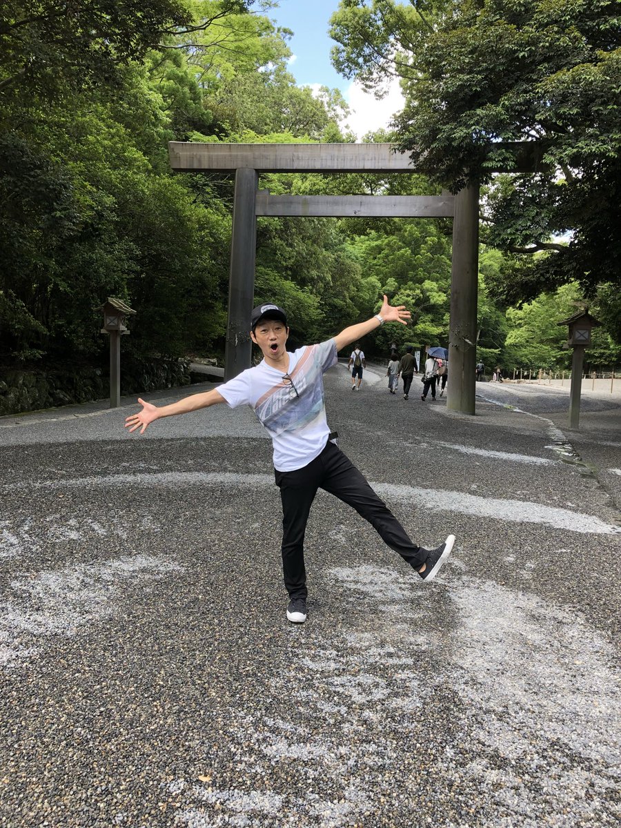 hayami_kentaro's tweet photo. 病気のことを知ったのは2023年夏。
あまりに突然のことで言葉を失いました。
見た目は元気だから信じられなくて、、、亡くなる前までそうでした。

子供達に楽しい時間を届けようと
元気な笑顔で頑張ってる姿に
胸が痛みました。

圭司ありがとう…
みんなの心の中に
ずっと生き続けてるからね https://t.co/upO7fu03Ia