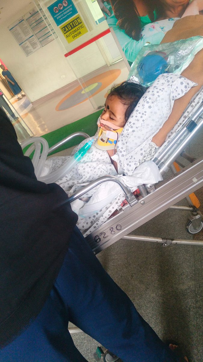 rktarakian's tweet photo. With a very heavy heart, I’m asking for help 🙏
A 2 year old baby girl Vynala Himanshi, who stays in our rented house, suffered a severe fall from the 1st floor and is battling Traumatic Brain Injury. She is currently in the ICU at Rainbow Hospital, Banjara Hills. https://t.co/fiF36lgTXT