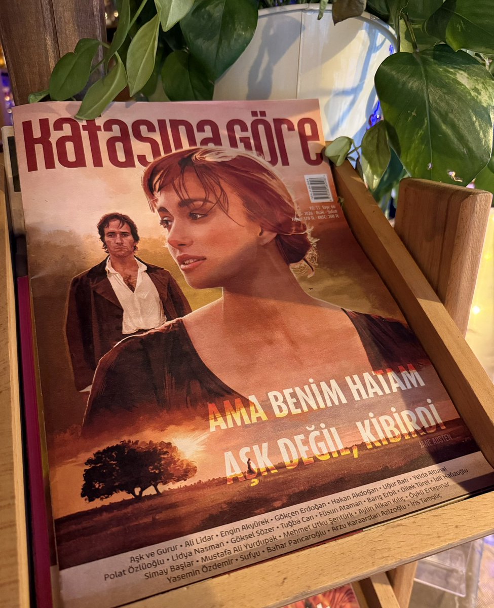 Ama benim hatam aşk değil, kibirdi ❤️
#JaneAusten #AşkveGurur #GururveÖnyargı

#KafasınaGöreDergi 
#Ocak - Şubat sayısı çıktı! 

Aşk ve Gurur Takvim ve Poster hediyeleriyle birlikte tüm Türkiye’de gazete, dergi satan Marketler, Kitabevleri ve  bayilerde!